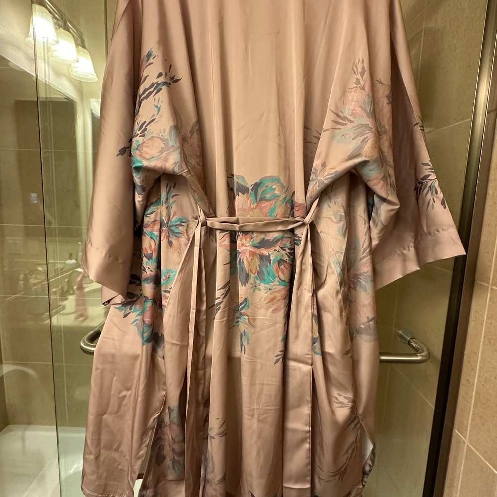 Kimono Robe - Picture 3 of 5